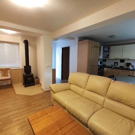 Apartman Hulin, Chrastany - Bily Exterior photo